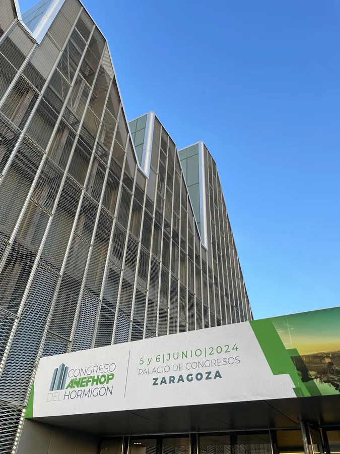 Asistentes y actividad en el Congreso del Hormigón
